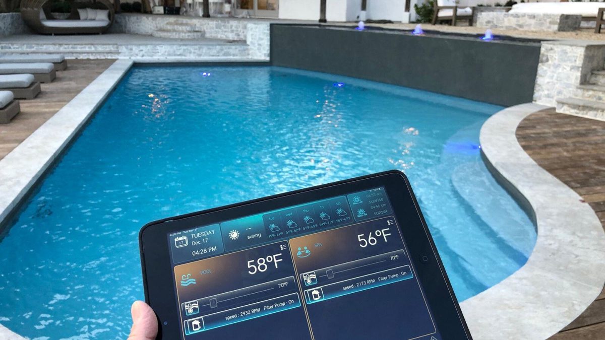 Scheduling a variable-speed pool pump from a poolside automation app in Gilbert, AZ